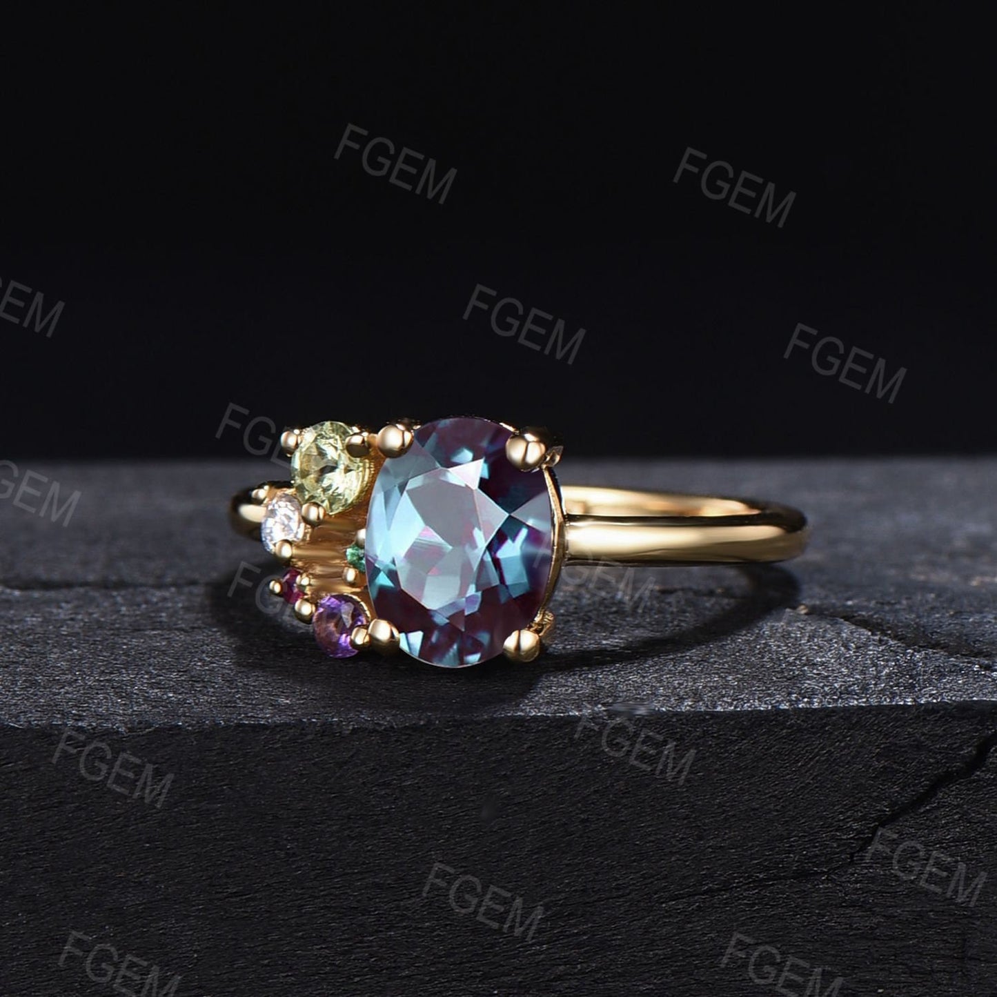 Oval Cut June Birthstone Ring Vintage 1.5ct Color-Change Alexandrite Cluster Ring Multi Birthstone Ring Personalized Jewelry Gift for Mom