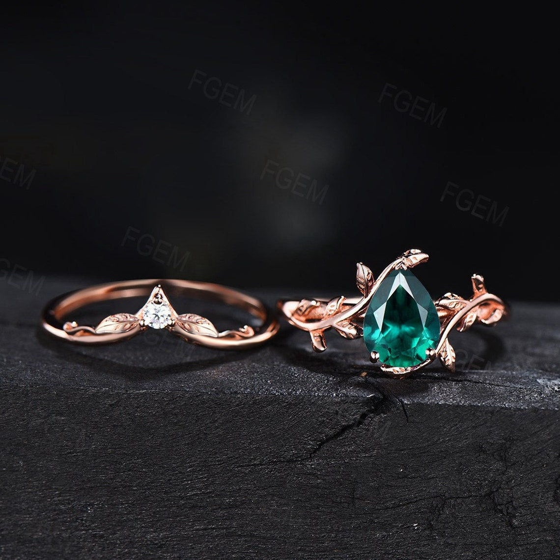 Pear Shaped Leaf Green Emerald Engagement Ring Set 14k Rose Gold Branch Design Emerald Moissanite Bridal Ring Vintage Proposal Gift For Her
