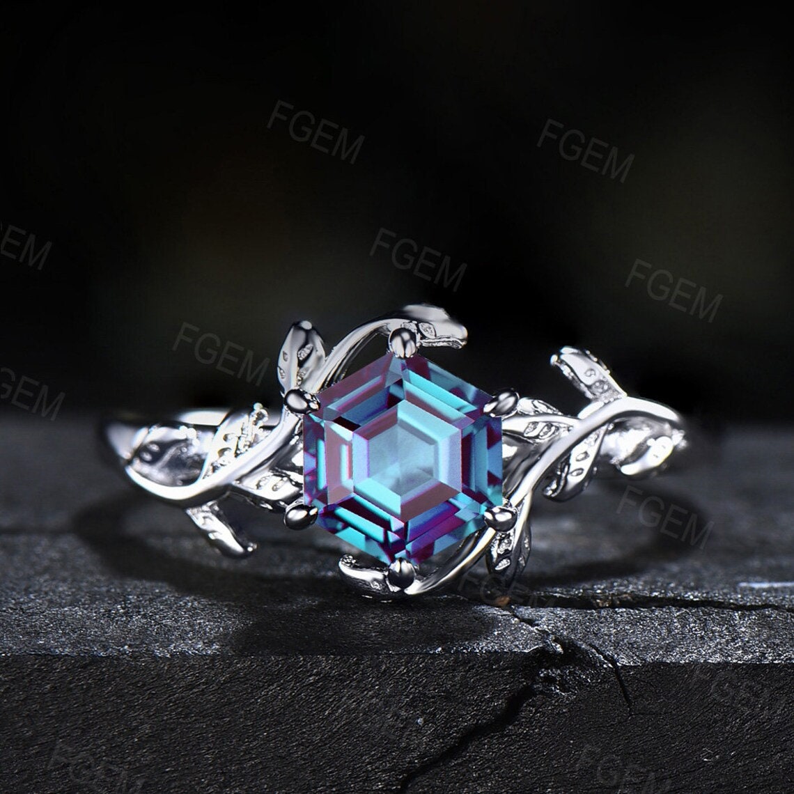 Nature Inspired Alexandrite Solitaire Ring Set 1ct Hexagon Color-Change Alexandrite Engagement Rings Leaf Vine Celtic Knot Bridal Ring Set