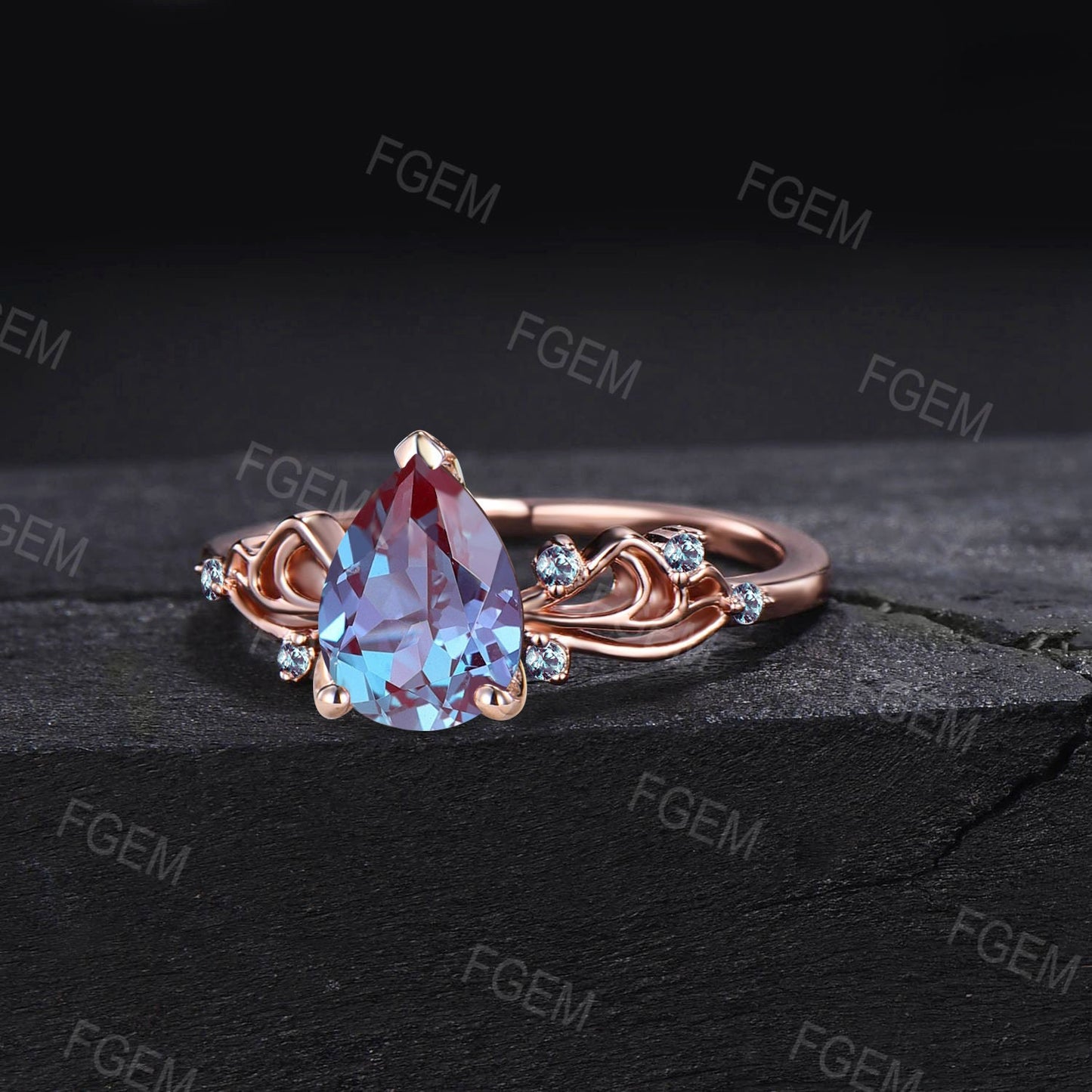 Sailor Moon Inspired Engagement rings 1.25ct Pear Alexandrite rings 10k rose gold Bowknot Engagement Ring Alexandrite Cluster Wedding Rings