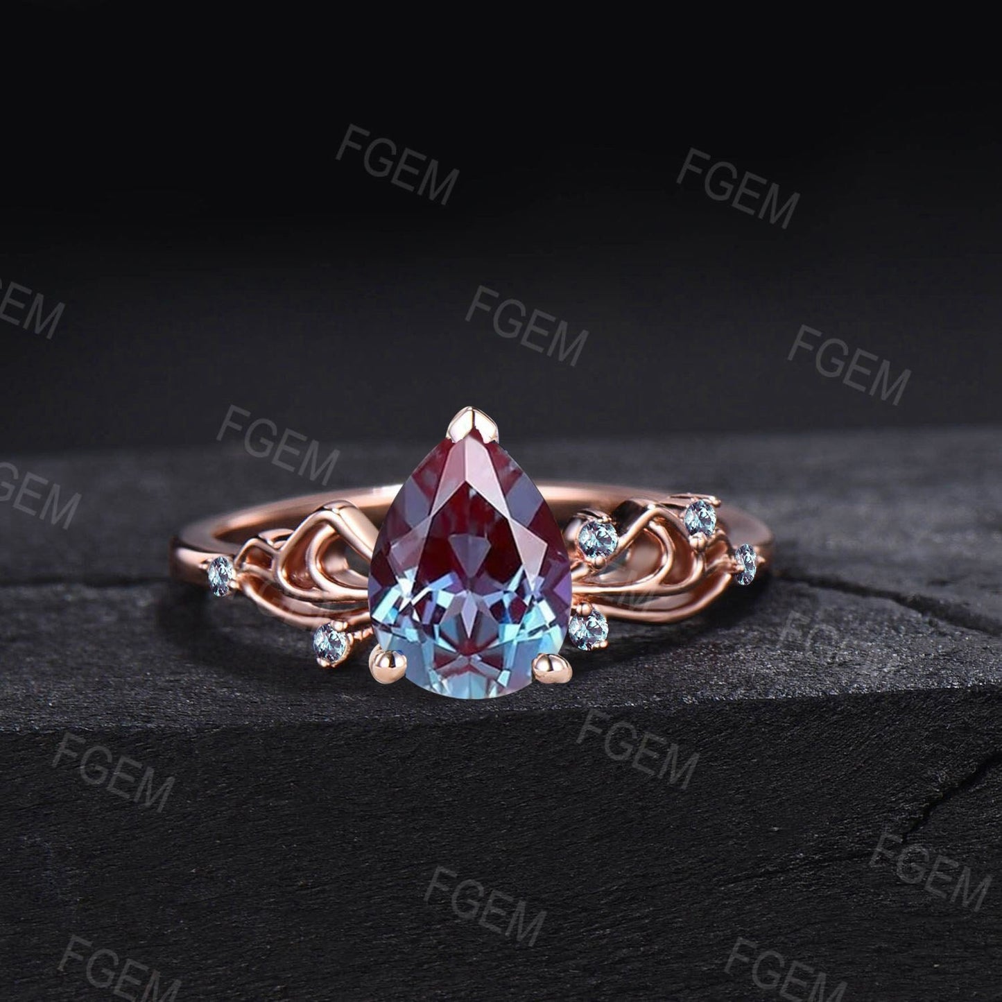 Sailor Moon Inspired Engagement rings 1.25ct Pear Alexandrite rings 10k rose gold Bowknot Engagement Ring Alexandrite Cluster Wedding Rings