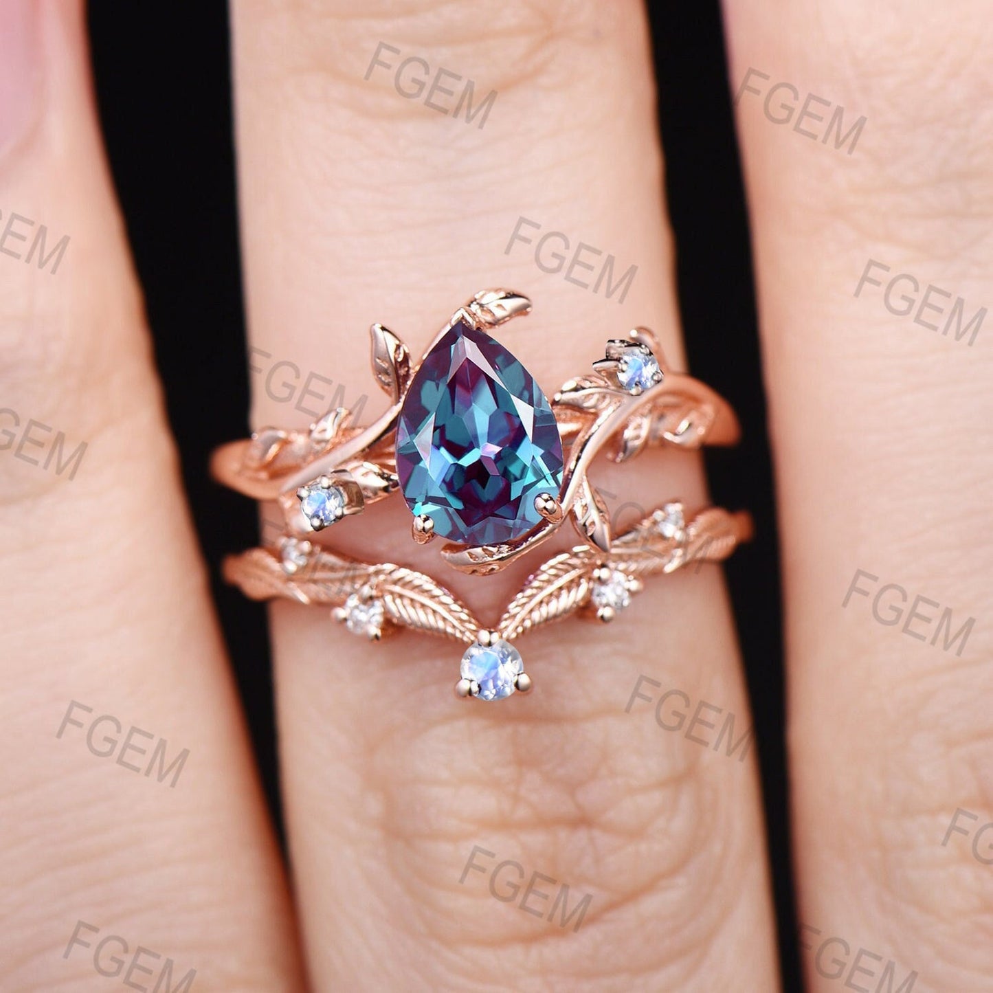 Branch Style Alexandrite Moonstone Ring Set 1.25ct Teardrop Alexandrite Engagement Ring June Birthstone Wedding Ring Leaf Nature Bridal Set