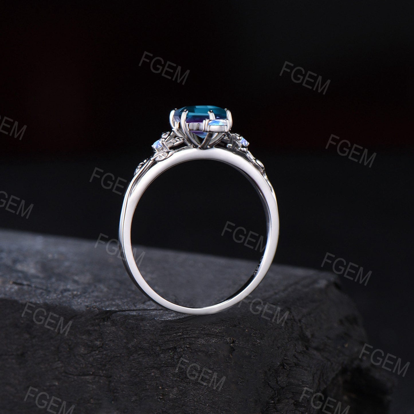 Nature Inspired Alexandrite Moonstone Ring Vintage 1ct Branch Leaf Hexagon Alexandrite Cluster Engagement Ring June Birthstone Jewelry Gift