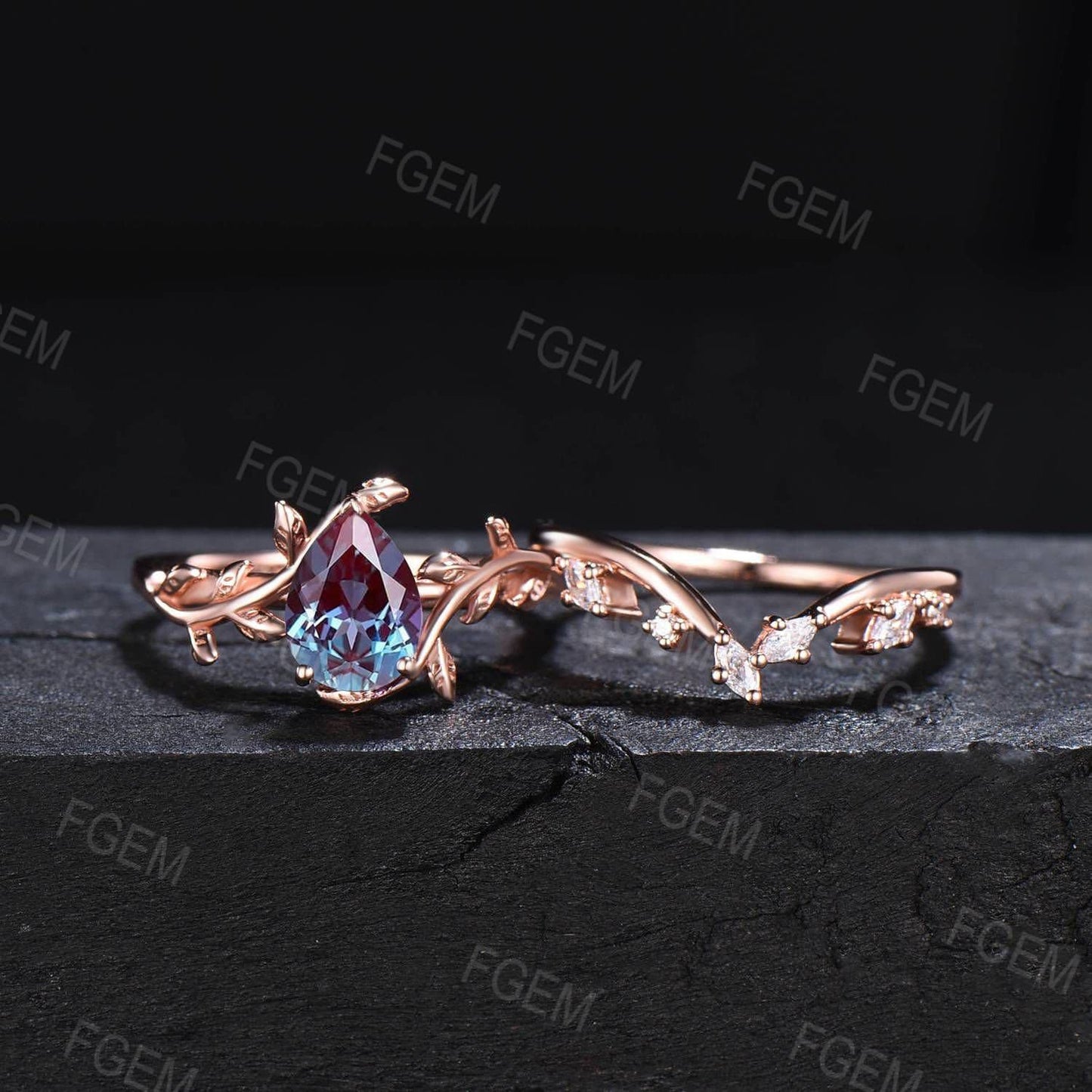 Nature Inspired Pear Alexandrite Engagement Ring Leaf Vine Ring Set Unique 1.25ct Branch Alexandrite Solitaire Ring Wedding Anniversary Gift