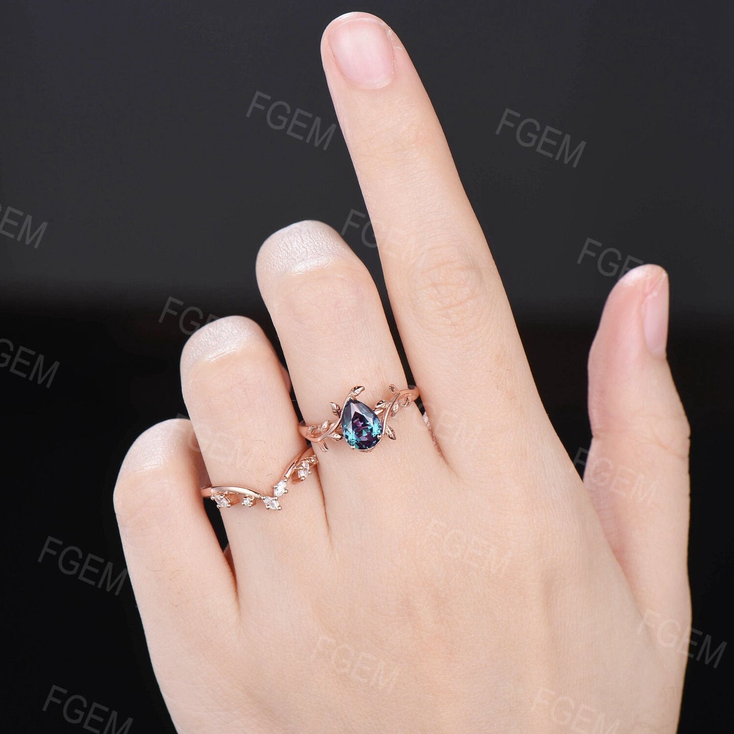 Nature Inspired Pear Alexandrite Engagement Ring Leaf Vine Ring Set Unique 1.25ct Branch Alexandrite Solitaire Ring Wedding Anniversary Gift