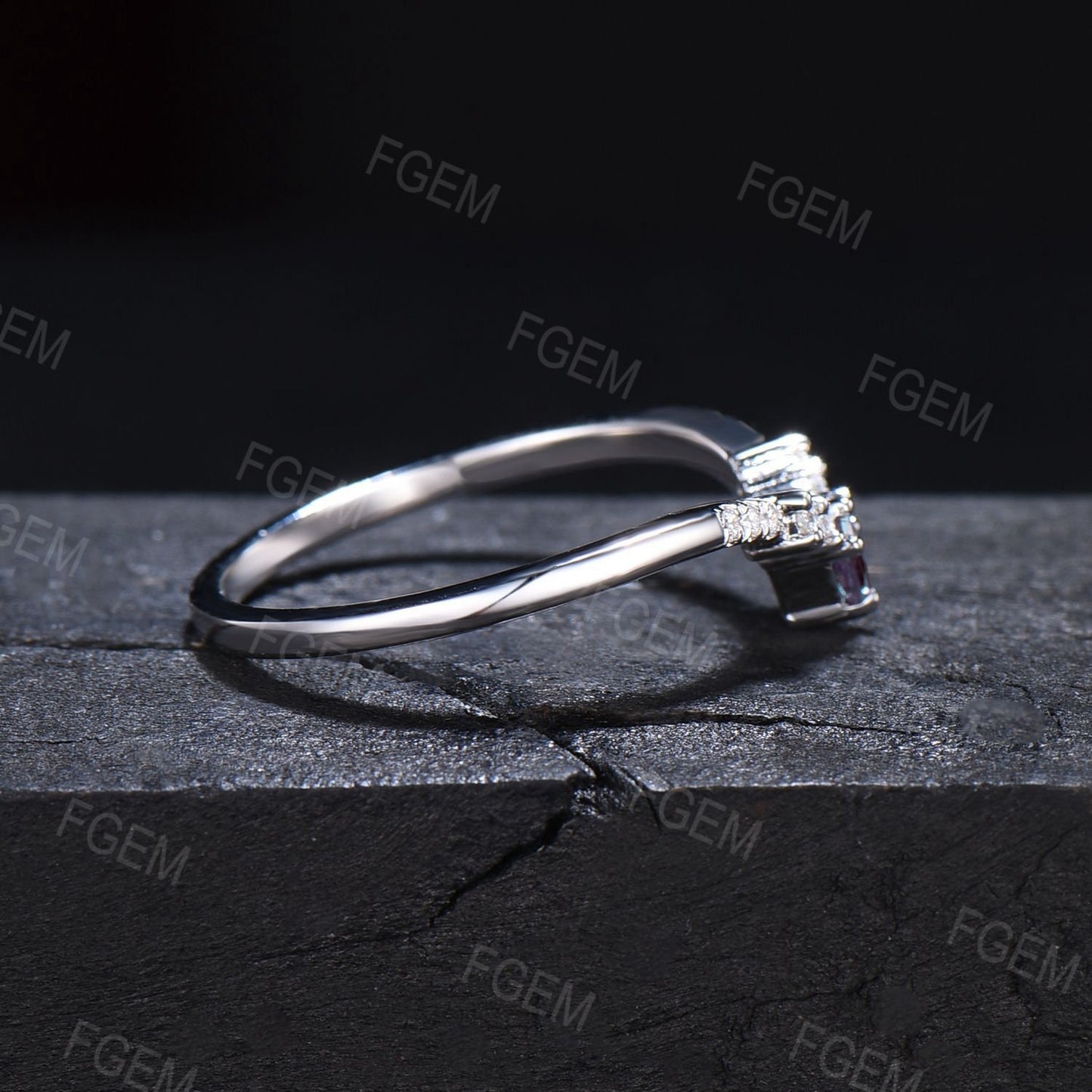Kite Alexandrite Curve Wedding Band Art Deco Dainty Vintage Rose Gold Chevron Band Moissanite Matching Stacking Band Unique Anniversary Ring