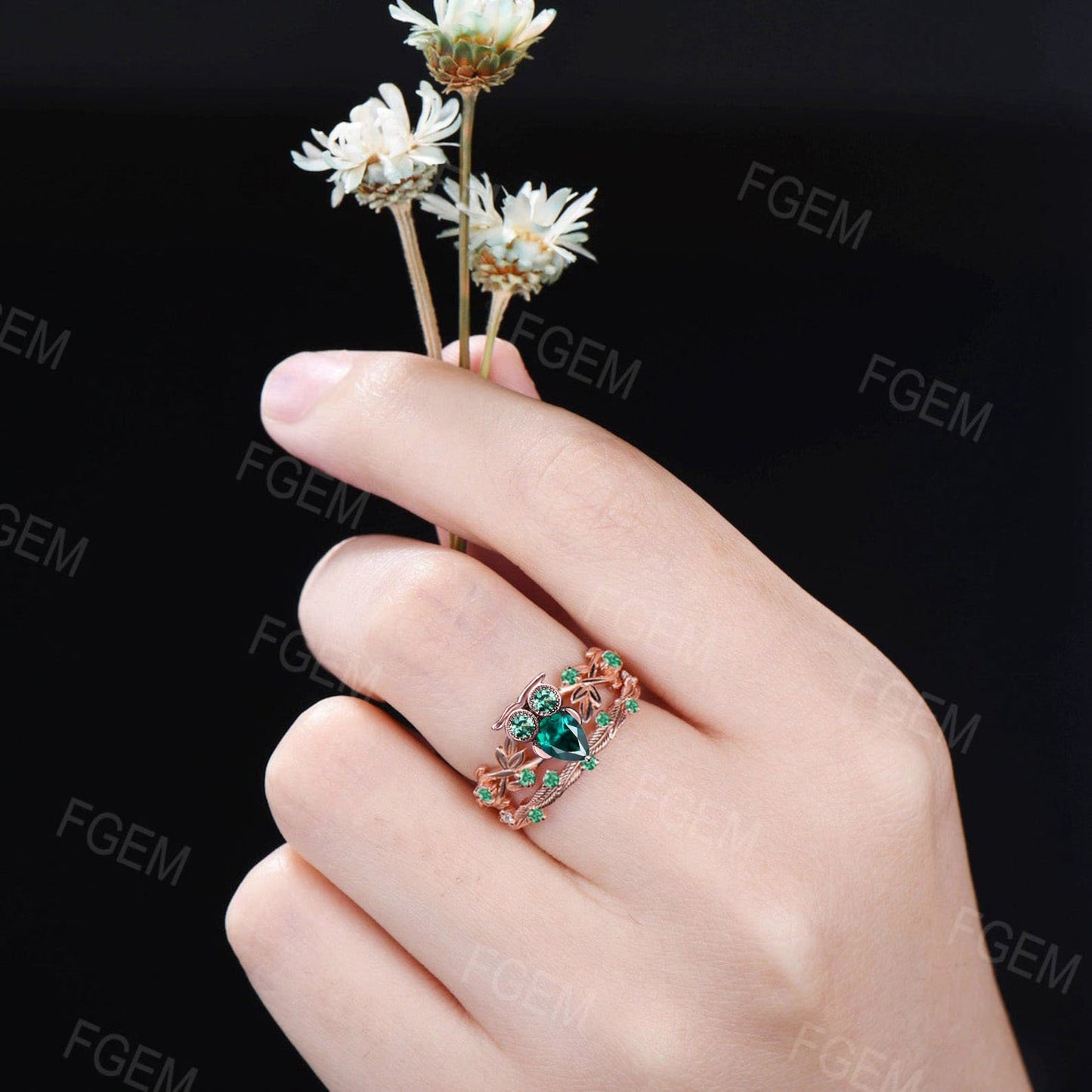 Nature Inspired Pear Shaped Green Emerald Owl Engagement Ring Vintage Unique Branch Leaf Owl Lover Ring May Birthstone Wedding Ring