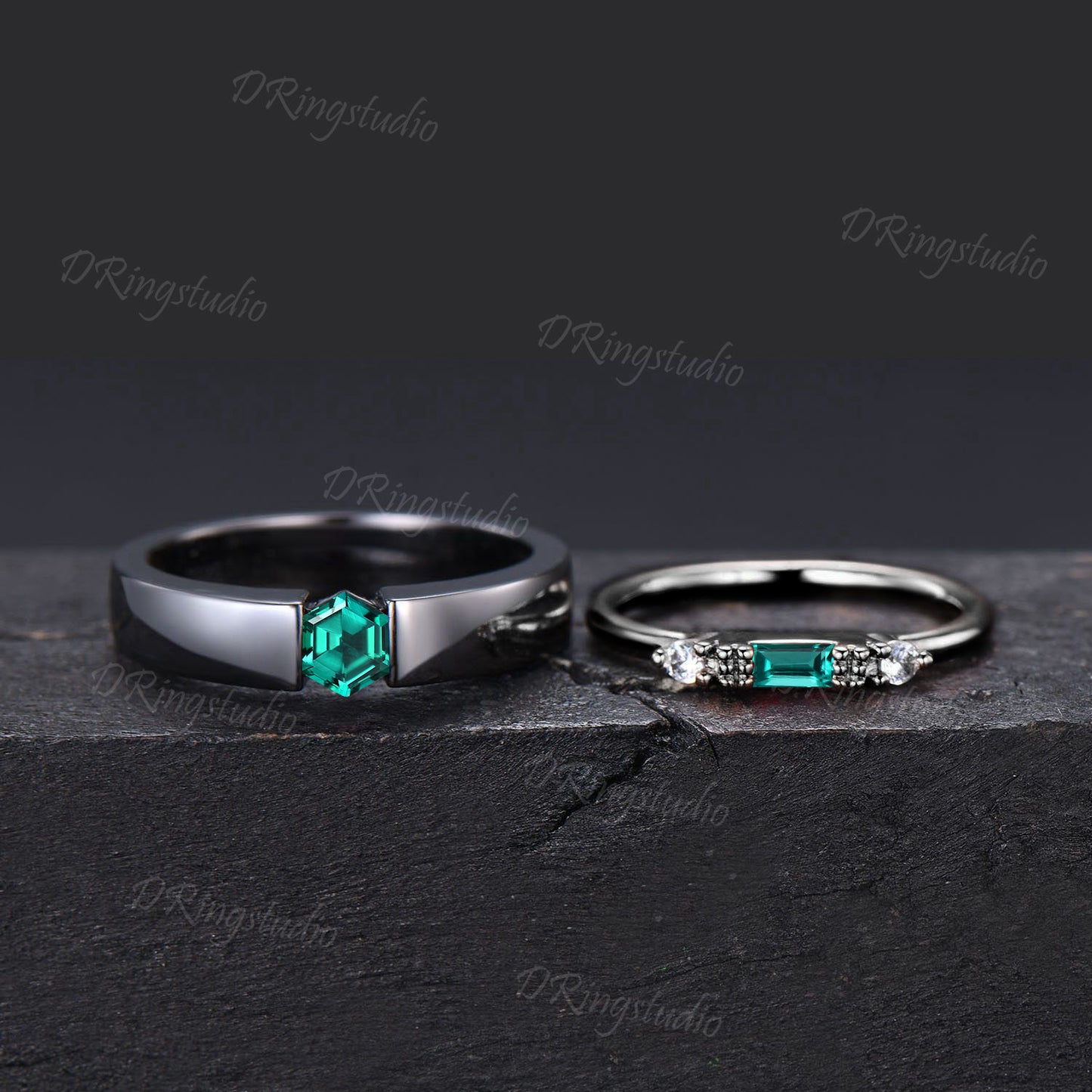 Vintage Green Emerald Couple Wedding Ring Gothic Gemstone Ring Set for Men and Women