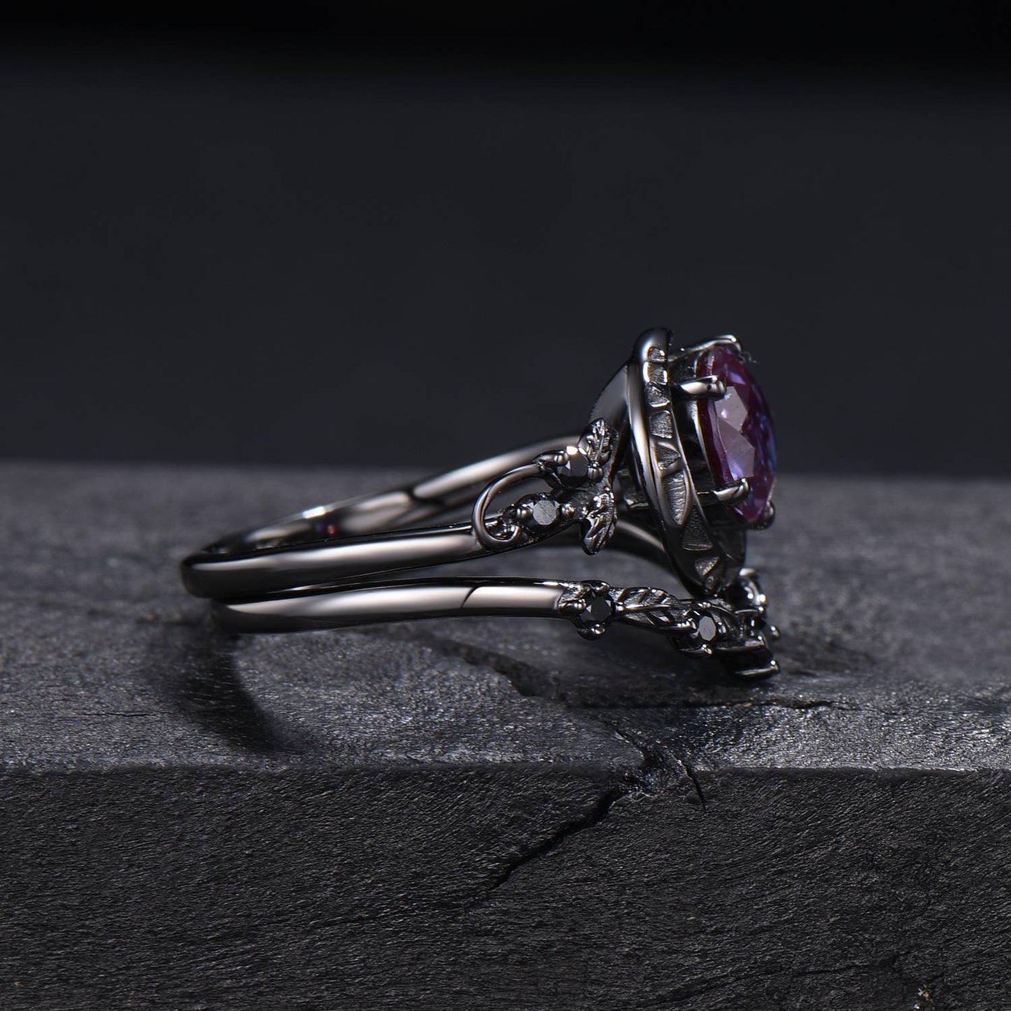 Gothic Black Galaxy Moon Alexandrite Engagement Ring Black Gold Nature Inspired Leaves Ring 1ct Round Alexandrite Wedding Ring Proposal Gift