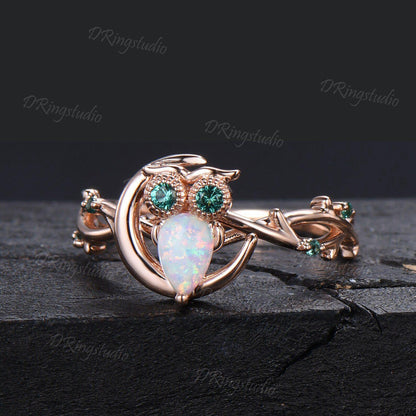 Nature Inspired Pear Cut White Opal Ring Cute Owl Engagement Ring Set Vintage Unique Crescent Moon Wedding Ring Green Emerald Wedding Ring