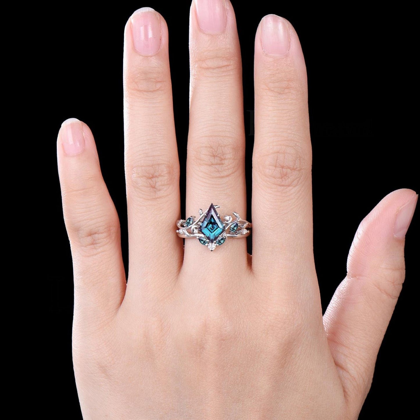 Kite Cut Alexandrite Engagement Ring Set Unique Leaf Vine Twig Branch Nature Inspired Ring Moon Ring June Birthstone 2pcs Bridal Ring Set