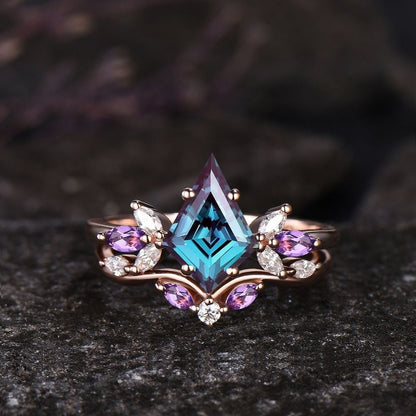 Unique Kite Cut Alexandrite Engagement Ring Set Vintage Natural Amethyst Moonstone Aquamarine Wedding Ring Art Deco 2pcs Bridal Ring Set