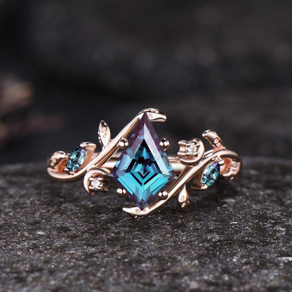 Kite Cut Alexandrite Engagement Ring Set Unique Leaf Vine Twig Branch Nature Inspired Ring Moon Ring June Birthstone 2pcs Bridal Ring Set