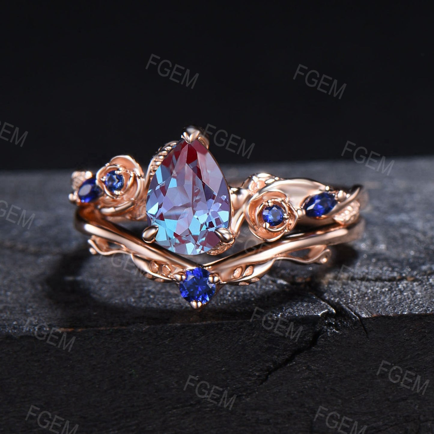 Rose Gold Floral Engagement Ring Pear Color-Change Alexandrite Wedding Ring Leaf Vine Blue Sapphire Bridal Set Birthstone Jewelry Women Gift