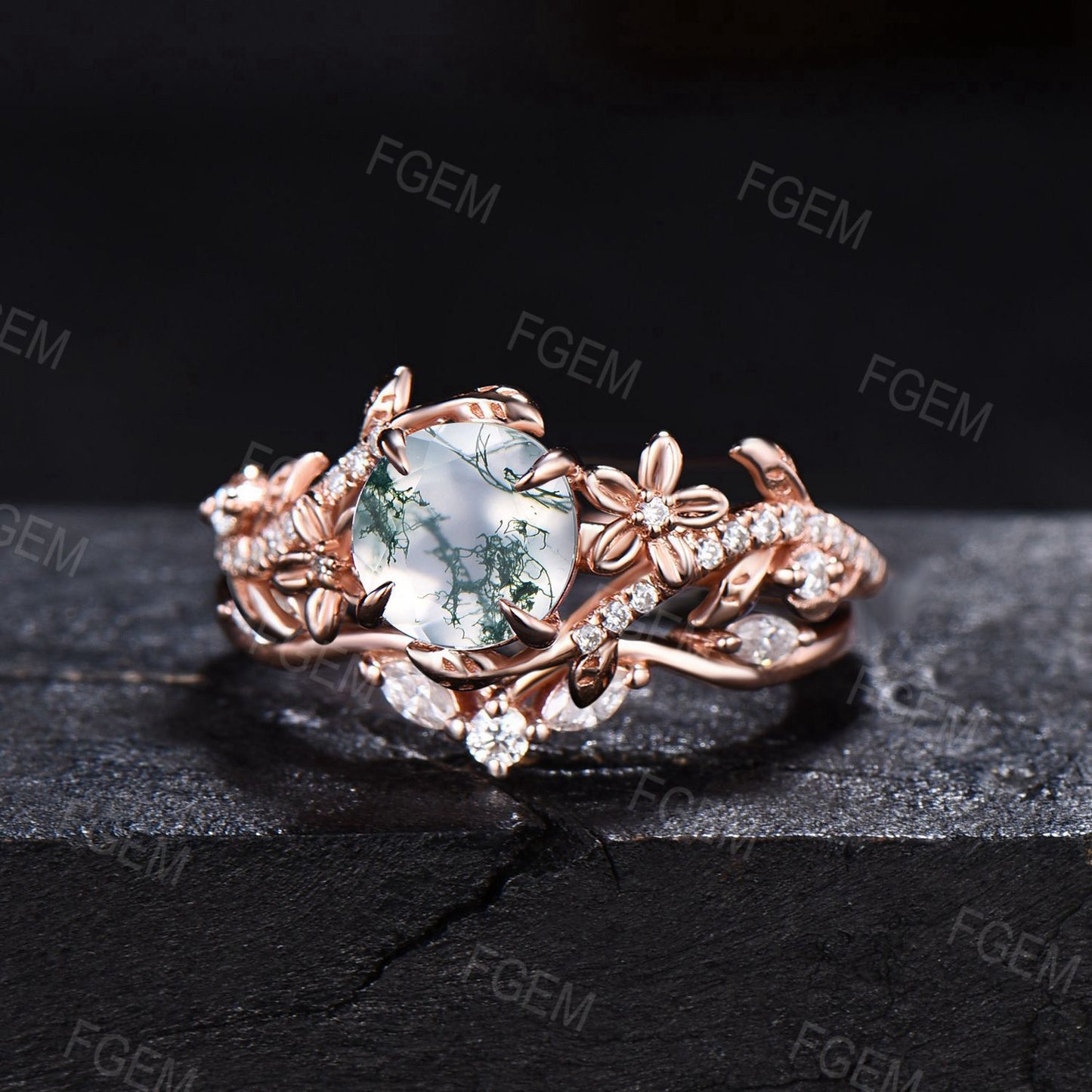 Nature Inspired Round Natural Moss Agate Engagement Ring Set Vintage Branch Leaf Moissanite Bridal Set 14K Gold Green Moss Ring Promise Gift