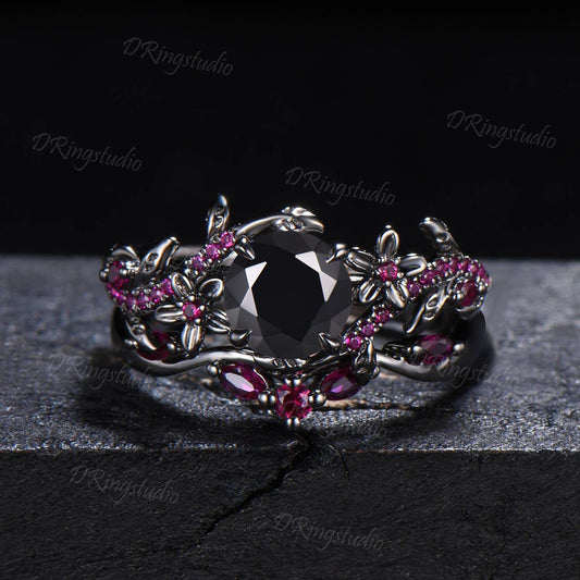 Gothic 1CT Round Cut Natural Black Onyx Ruby Engagement Ring Set 2pcs Black Gold Bridal Set Leaf Vine Black Onyx Wedding Ring Promise Gift