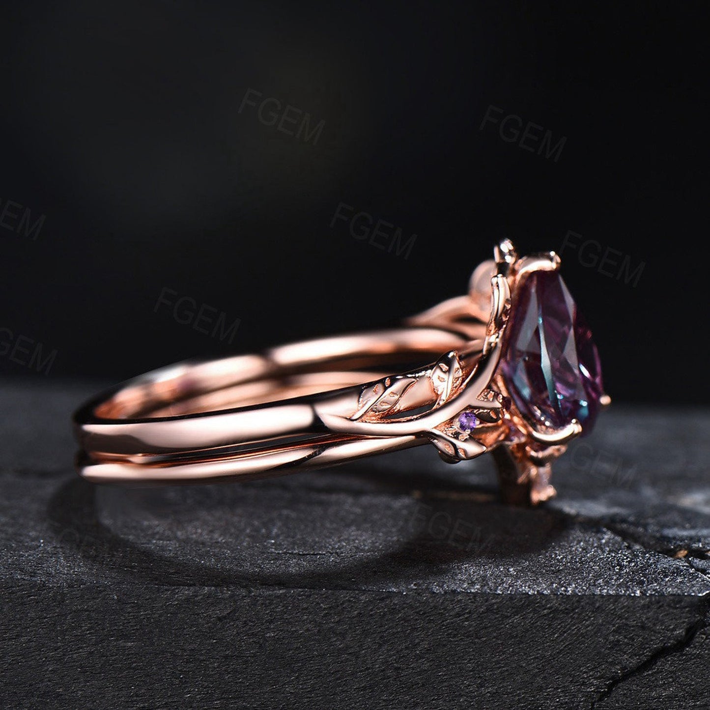 Kite Shaped Alexandrite Ring Set Nature Inspired Branch Alexandrite Engagement Ring Leaf Vine Ring Set Unique June Birthstone Wedding Ring