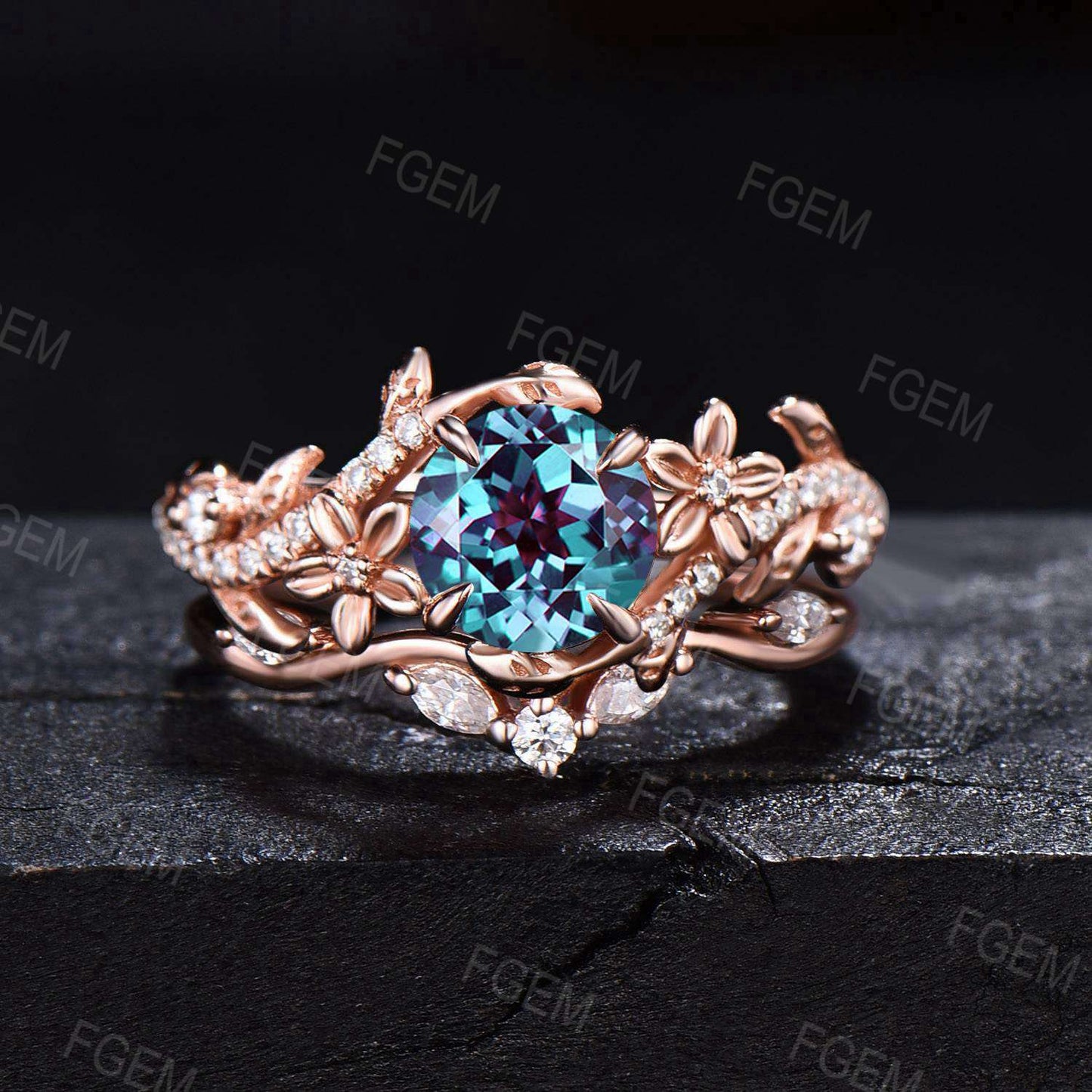 Floral Round Color-Change Alexandrite Ring Set Nature Inspired Leaf Vine Moissanite Alexandrite Bridal Set June Birthstone Bypass Ring Gifts