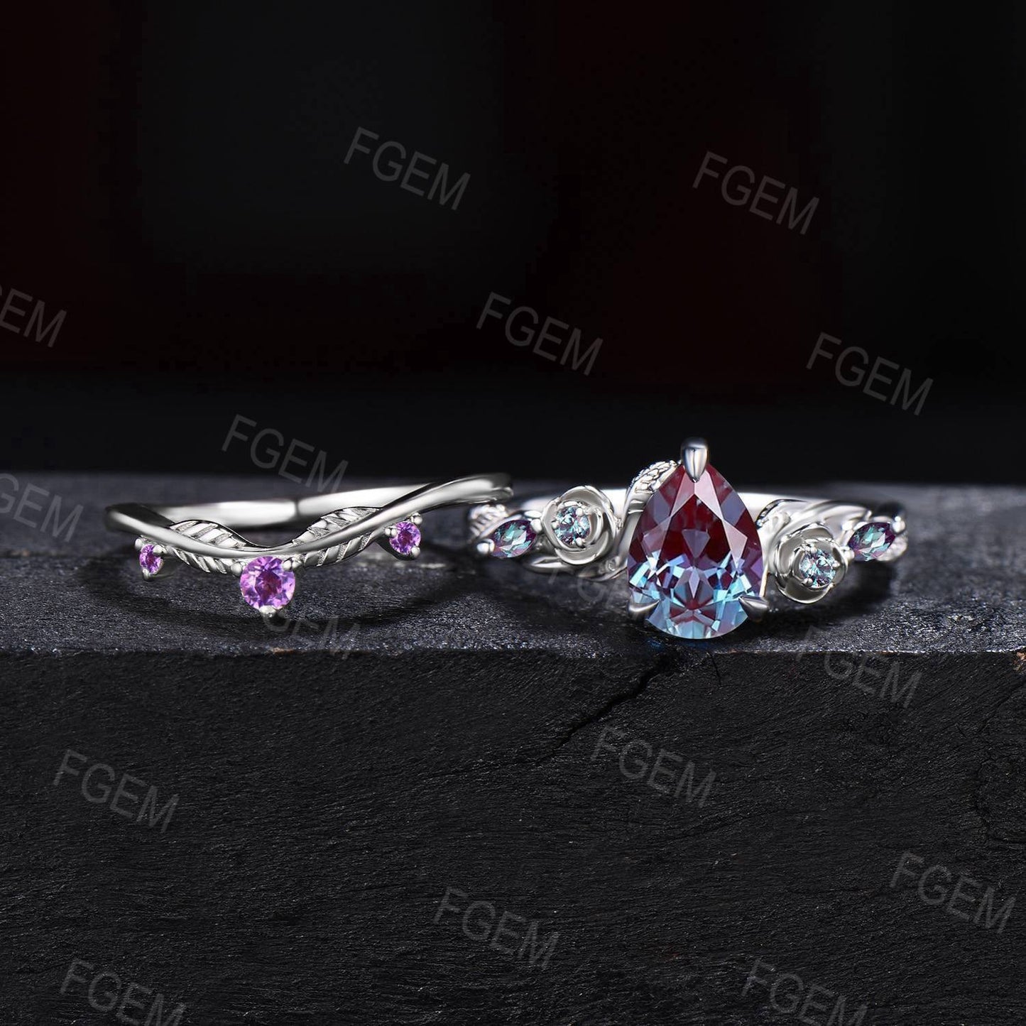 Nature Style Color-Change Alexandrite Engagement Ring Set Floral Pear Alexandrite Bridal Set Branch Leaf Amethyst Ring June Birthstone Gifts