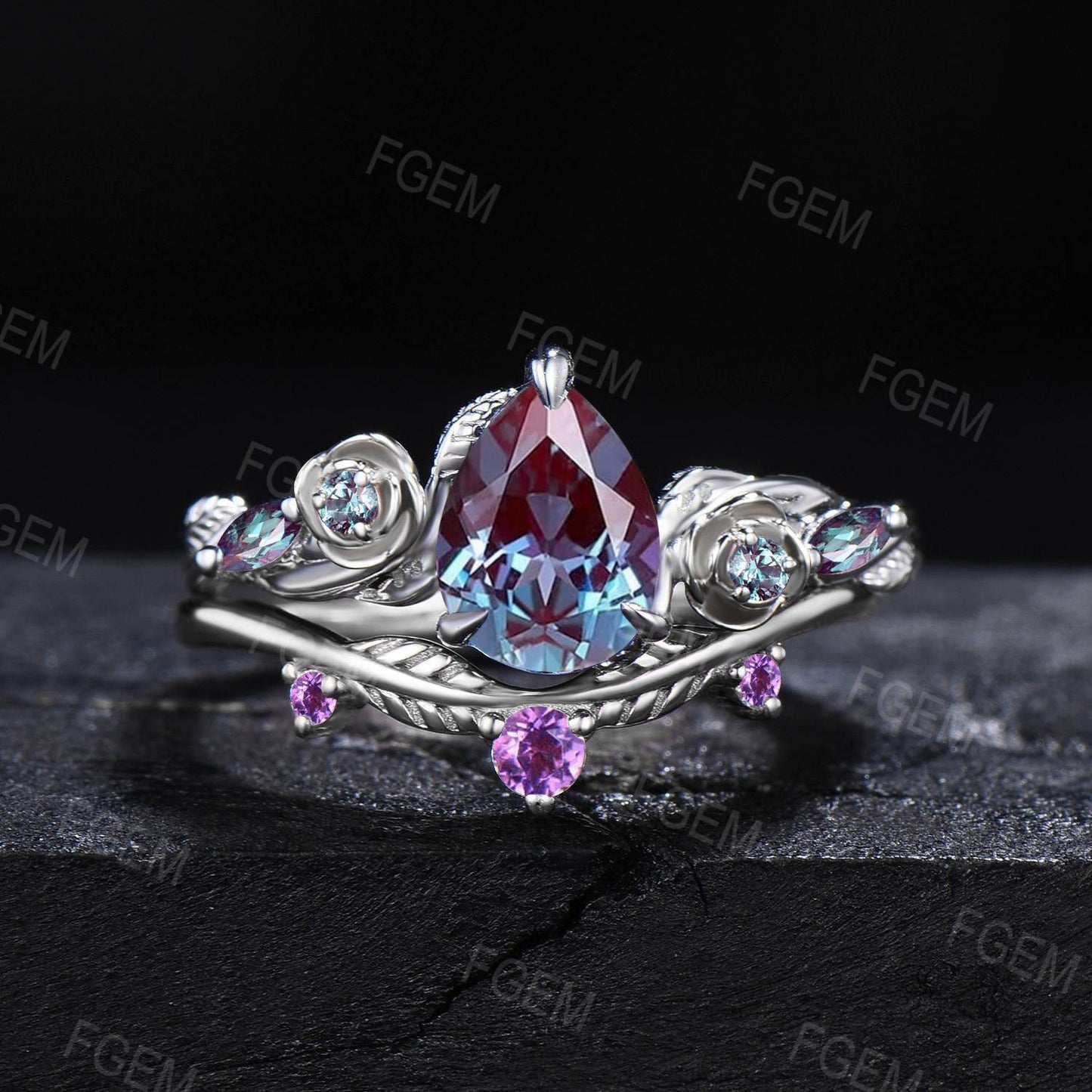 Nature Style Color-Change Alexandrite Engagement Ring Set Floral Pear Alexandrite Bridal Set Branch Leaf Amethyst Ring June Birthstone Gifts