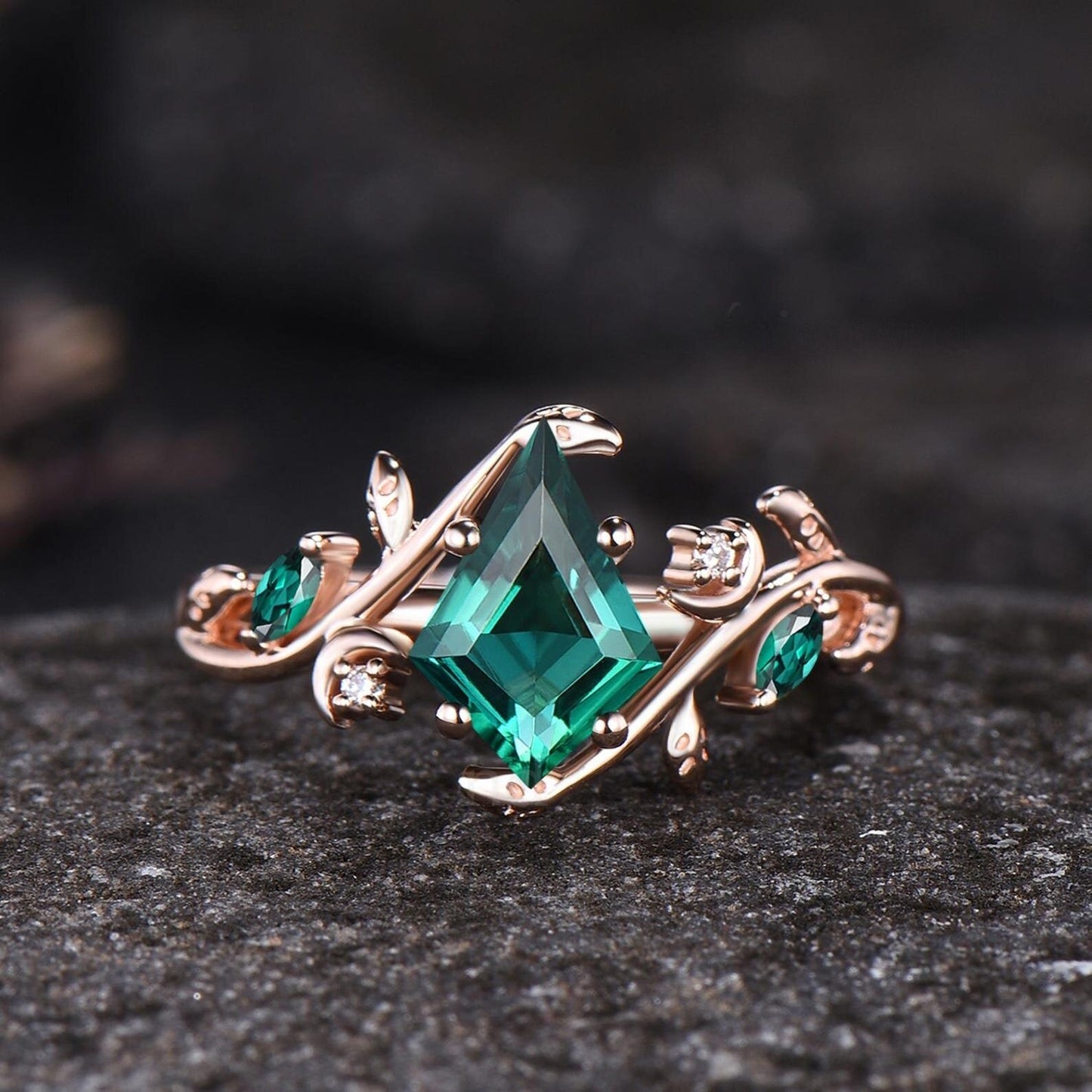 Unique Kite Cut Emerald Engagement Ring Set Art Deco Moon Ring Leaf Nature Inspired Ring 14k Black Gold May Birthstone 2pcs Bridal Ring Set