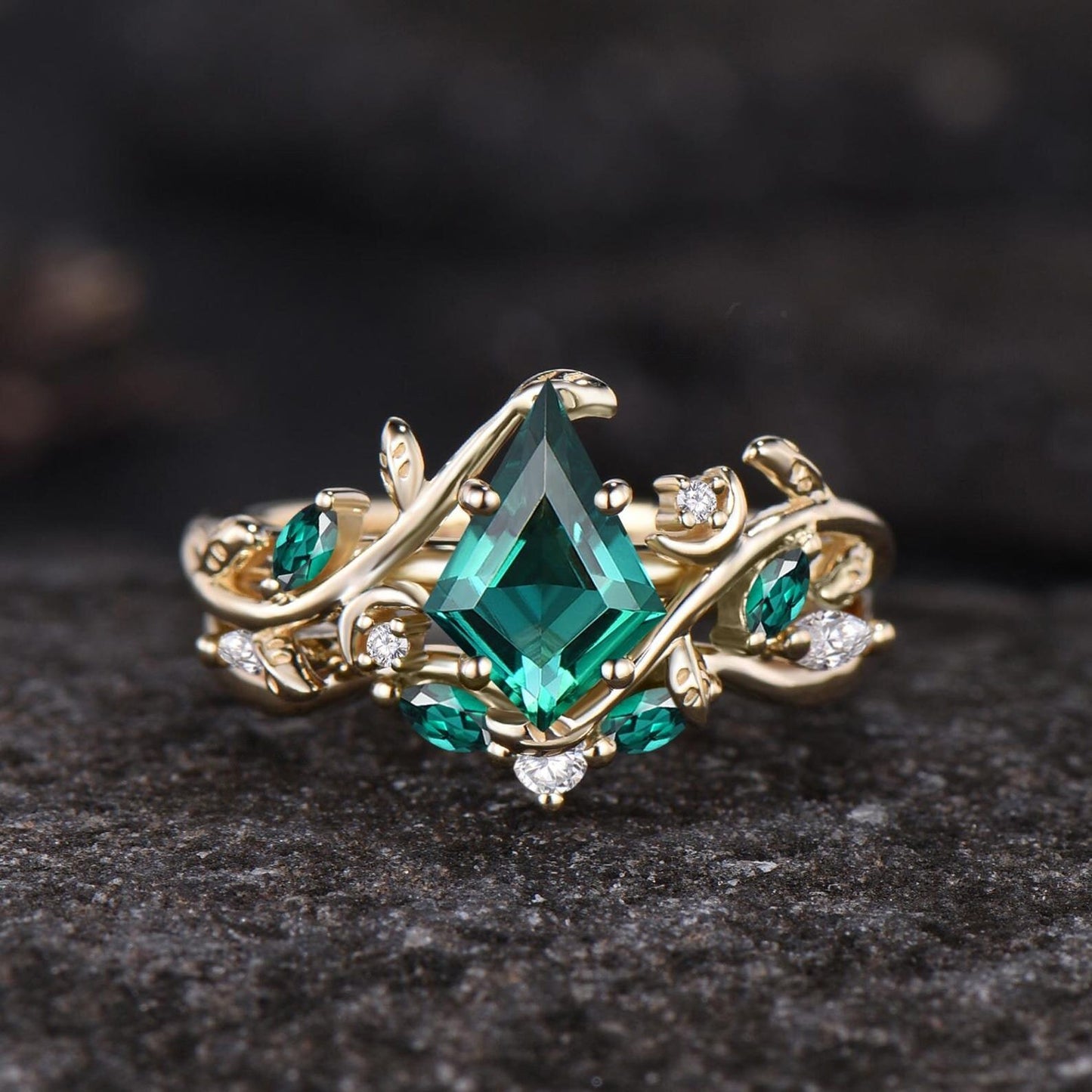 Unique Kite Cut Emerald Engagement Ring Set Art Deco Moon Ring Leaf Nature Inspired Ring 14k Black Gold May Birthstone 2pcs Bridal Ring Set
