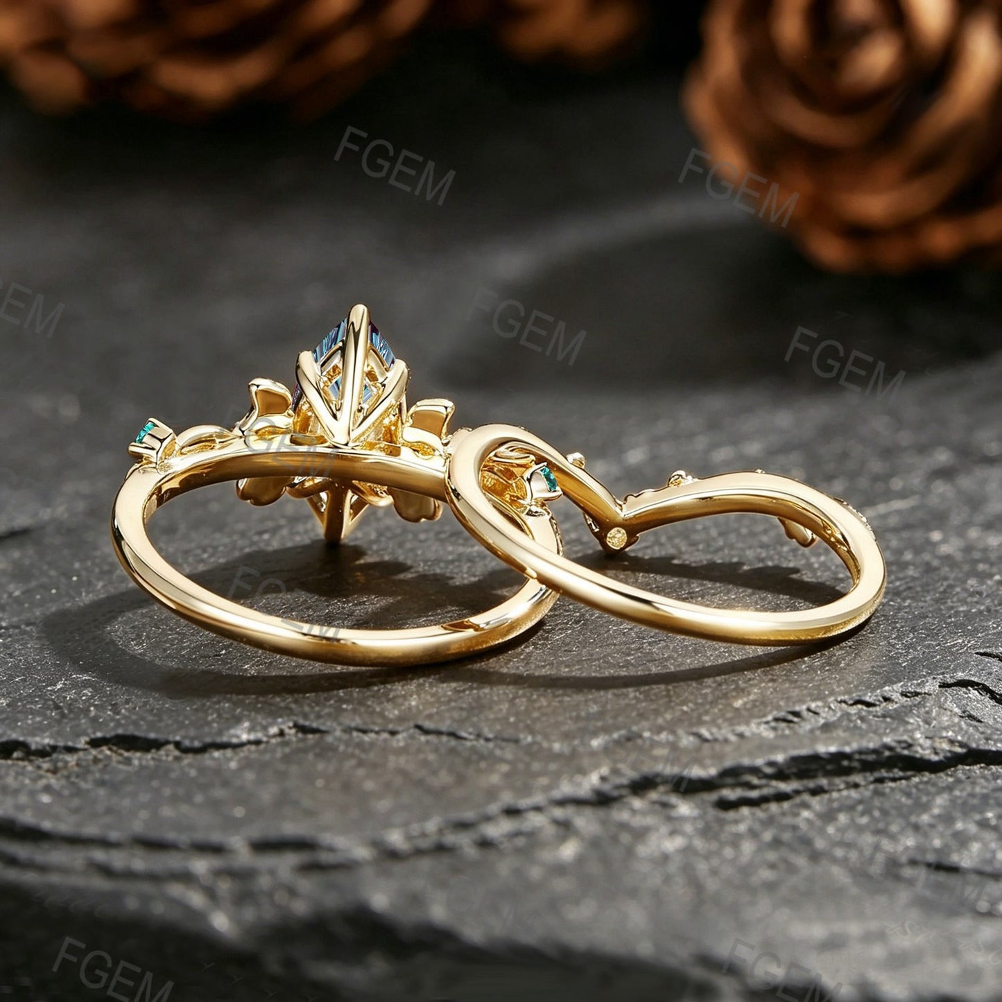 1CT Fantasy Cut Color-Change Alexandrite Engagement Ring 18K Yellow Gold Marquise Cut Alexandrite Ginkgo Leaf Wedding Ring Set