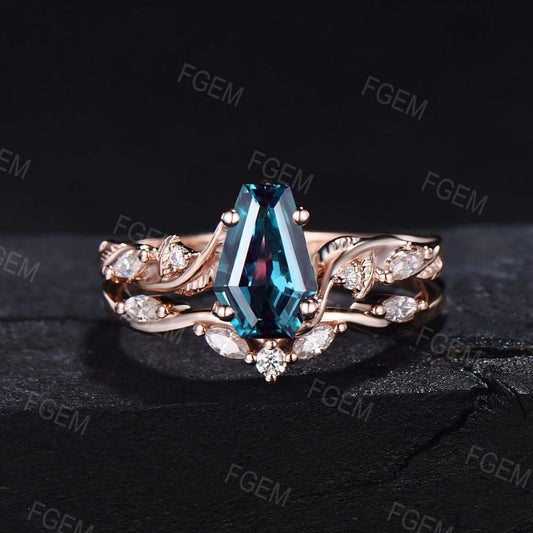 Coffin Shaped Color-Change Alexandrite Moissanite Engagement Ring Unique Vintage Antique Hexagon Cluster Ring June Birthstone Wedding Ring For Women