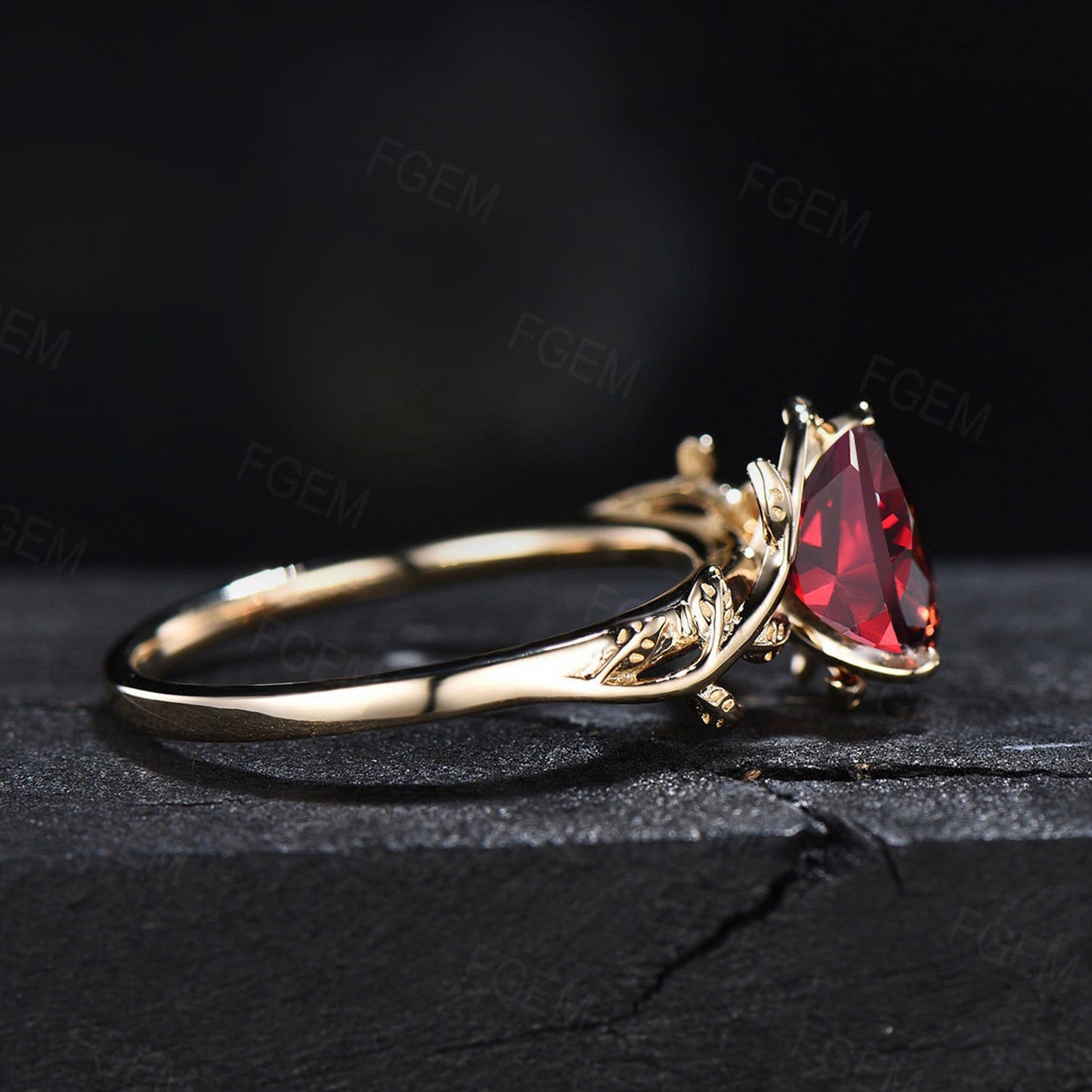 1.25ct Pear Shaped Ruby Gemstone Jewelry 14K Yellow Gold Twig Leaf Ruby Engagement Rings Anniversary Ring For Women July Birthstone Gift