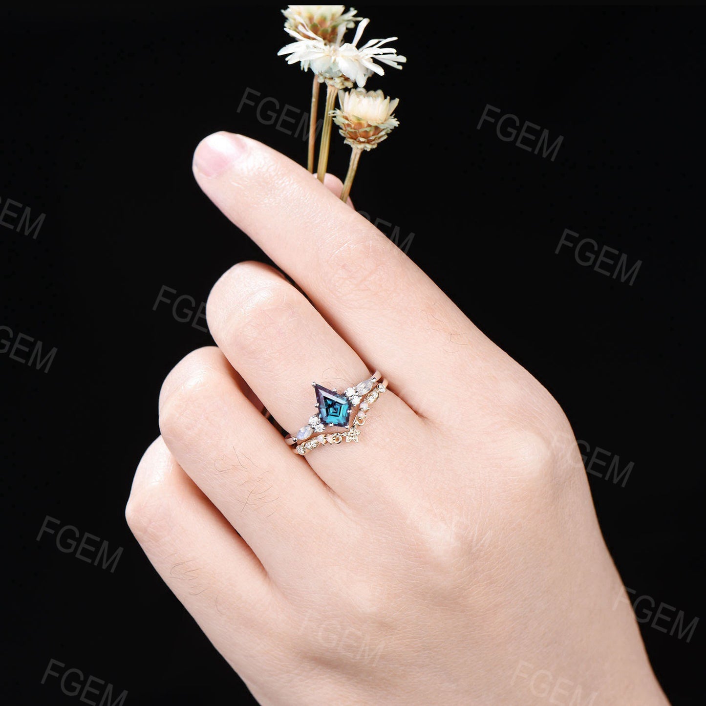 Unique June Birthstone Wedding Ring Vintage 14K Rose Gold Kite Alexandrite Moonstone Flower Bridal Ring Set Anniversary Promise Gifts