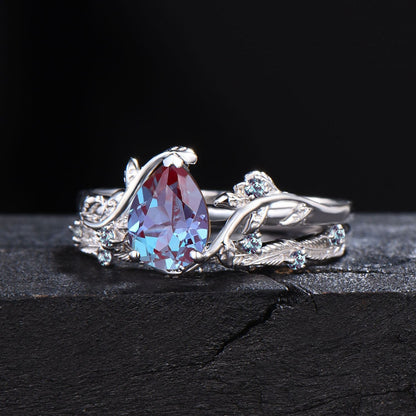 1.25ct Pear Color-Change Alexandrite Wedding Ring 14k Rose Gold Nature Inspired Alexandrite Bridal Set Leaf Vine Ring Set Unique June Birthstone Promise Rings