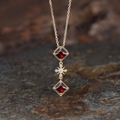 Milgrain Princess Cut Natural Garnet Anniversary Necklace Vintage January Birthstone Three Stone Dangle Necklace Yellow Gold Drop Pendant