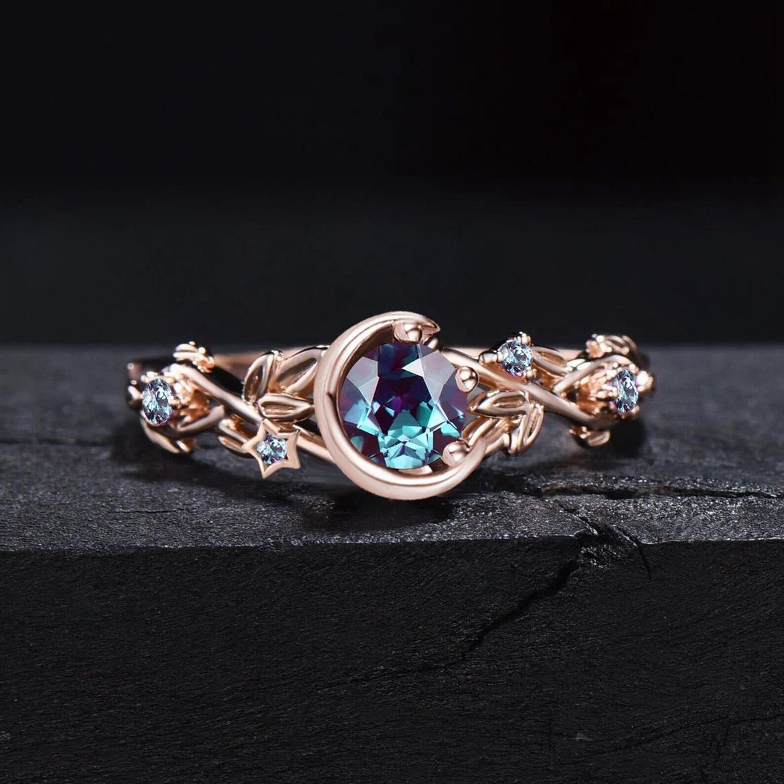 Buy Her Jewellery Her Jewellery Classic Alexandrite Ring (Rose Gold) -  Exquisite Lab-Cultivated Alexandrite Gem plated with 18K Gold 2024 Online |  ZALORA Singapore