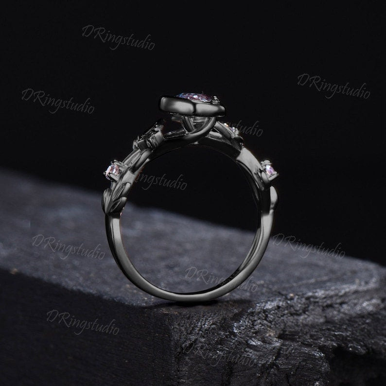 Black Gold Engagement Ring Crescent Moon Round Amethyst Ring Branch Leaf Wedding Ring Purple Crystal Ring February Birthstone Proposal Gifts