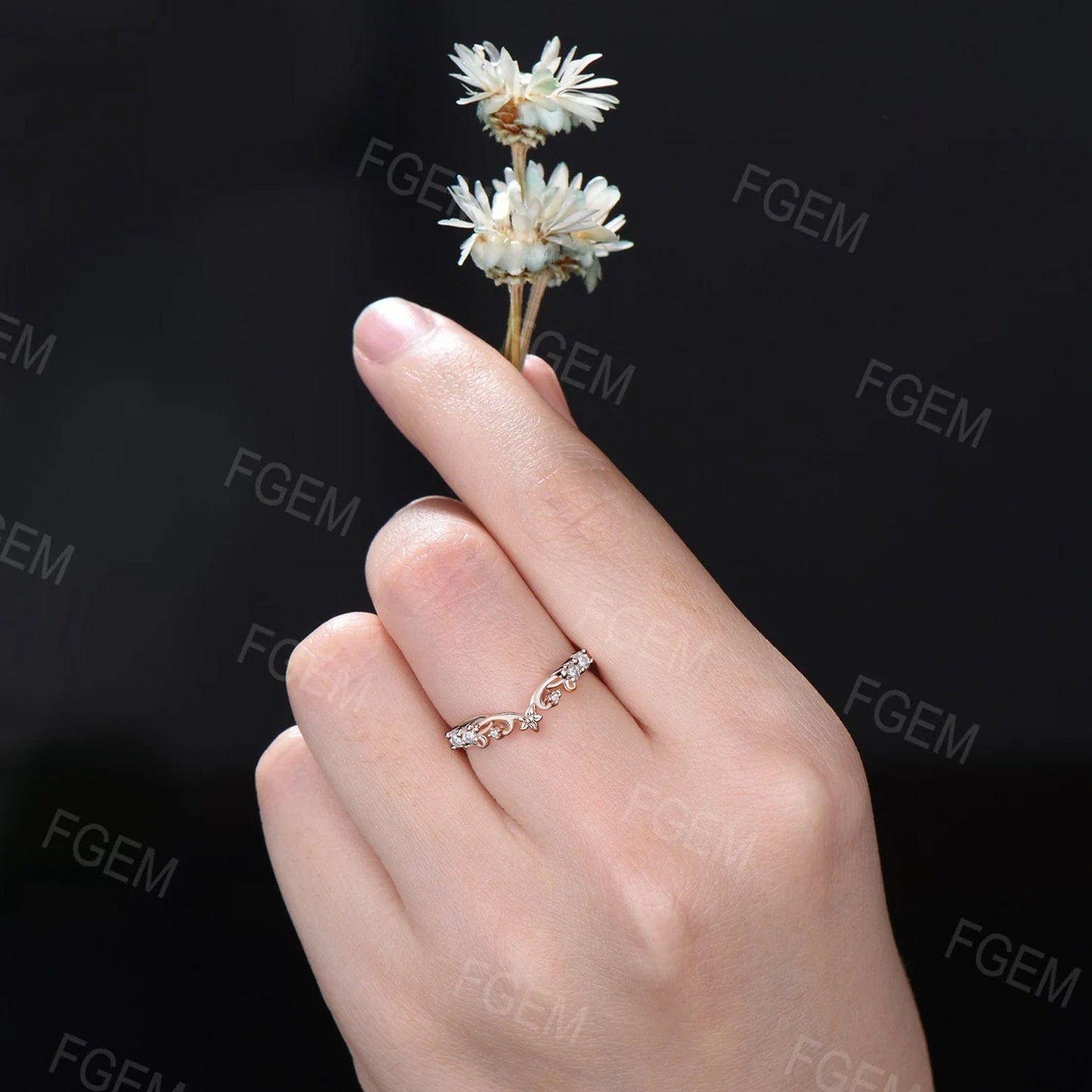 Nature Inspired Flower Curved Band Solid Gold Round Moissanite Diamond Wedding Band Stackable Ring Minimalist Band Everyday Ring Women Gifts