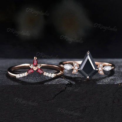 Vintage Kite Cut Natural Black Onyx Engagement Ring Crescent Moon Ruby Moissanite Ring Rose Gold Black Gem Bridal Set Celestial Promise Ring