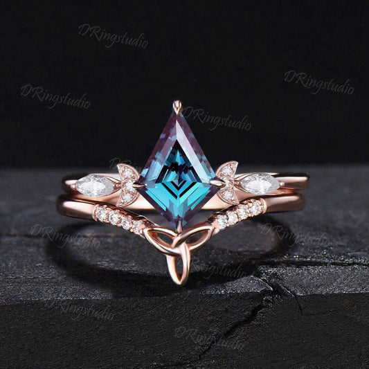Kite Alexandrite Engagement Ring Set 14k Rose Gold Moissanite Bridal Set Trinity Knot Alexandrite Wedding Ring June Birthstone Propose Gifts