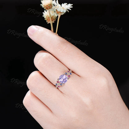 Vintage Round Natural Lavender Amethyst Engagement Ring Cluster Promise Ring Butterfly Sapphire Wedding Ring Birthstone Gifts for Daughter