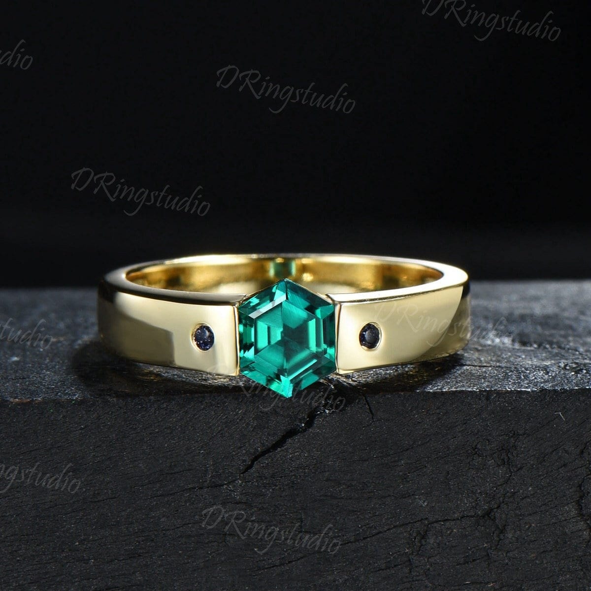 14K Solid Gold Green Emerald Mens Wedding Band Vintage Hexagon Cut Emerald Band Brushed Finished Band 4mm Matte Band Proposal Gift for Men