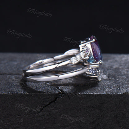 Celestial Alexandrite Engagement Ring Sterling Silver Oval Cut Color-Change Alexandrite Bridal Set Moon Star Design Wedding Ring Women Gift