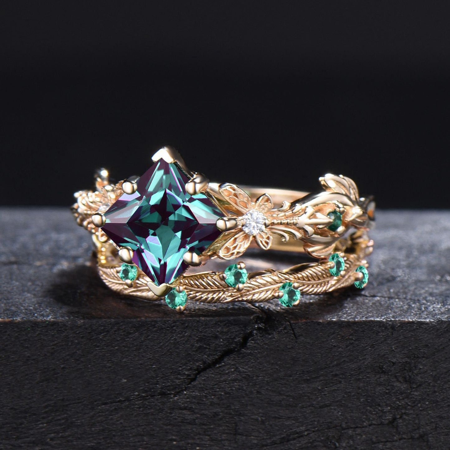 14k Gold Butterfly Engagement Ring Set Vintage 2CT Princess Cut Alexandrite Wedding Ring Leaf Branch June Birthstone Bridal Set Promise Gift