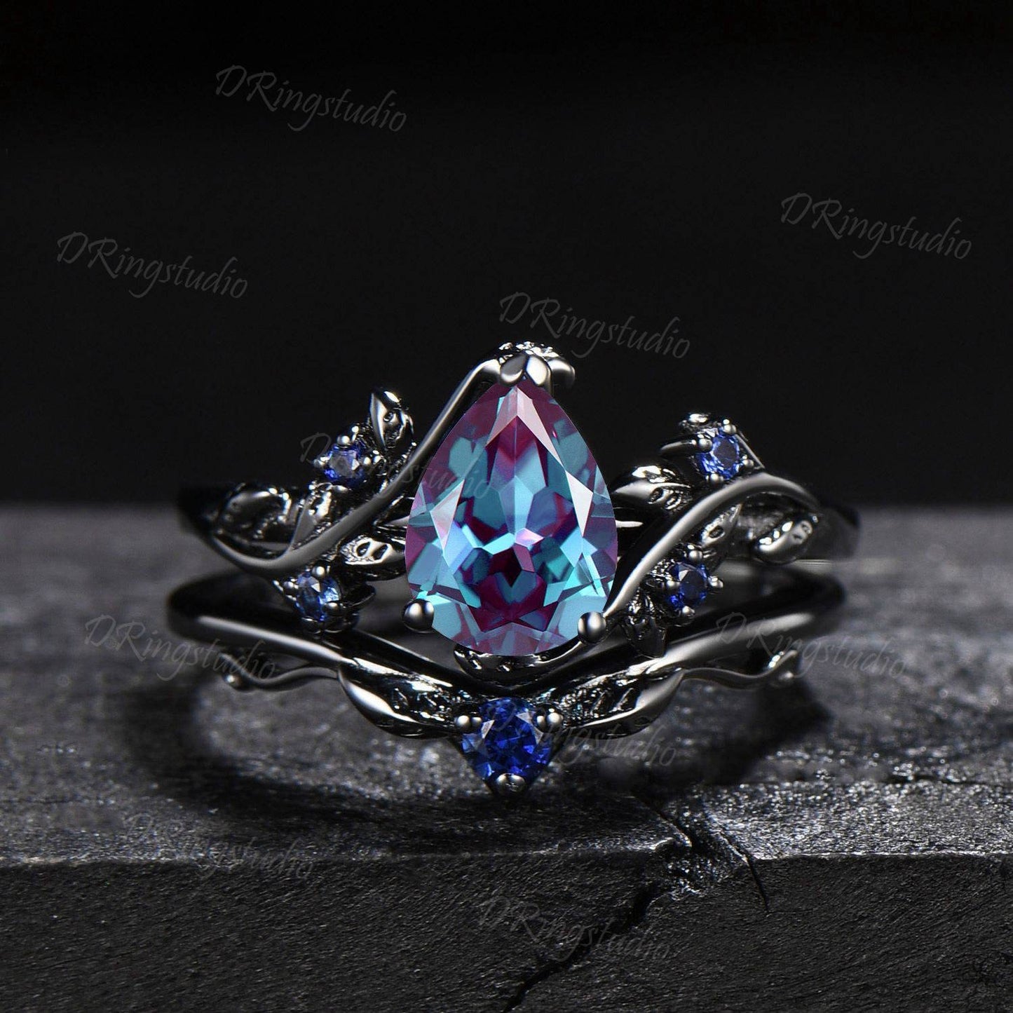 Black Gold Teardrop Alexandrite Engagement Ring Set Black Twig Leaf Wedding Ring Nature Inspired Blue Sapphire Bridal Set Gothic Ring Gift