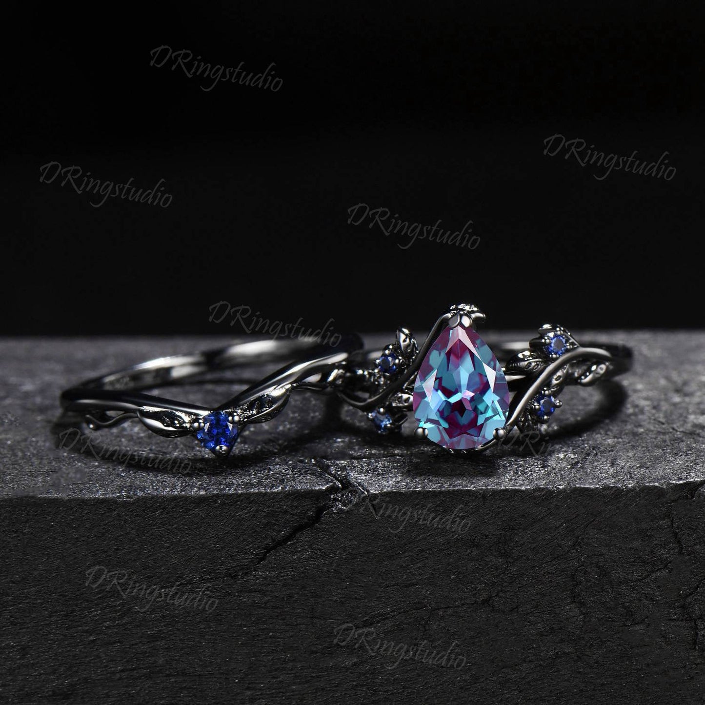 Black Gold Teardrop Alexandrite Engagement Ring Set Black Twig Leaf Wedding Ring Nature Inspired Blue Sapphire Bridal Set Gothic Ring Gift