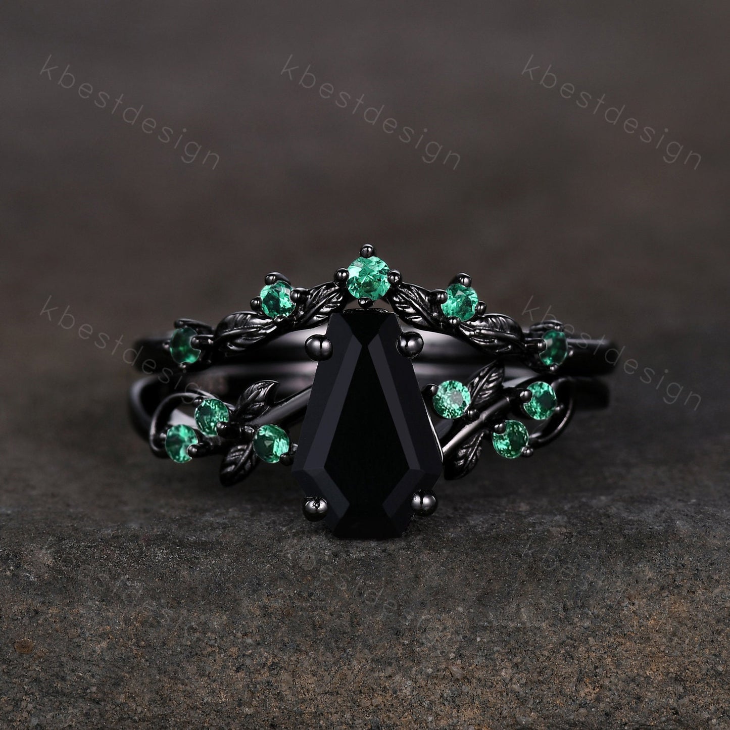 Gothic Black Gold Black Onyx Engagement Ring Art Deco Branch Design Leaf Emerald Wedding Ring Coffin cut Ring Unique Bridal Ring Set