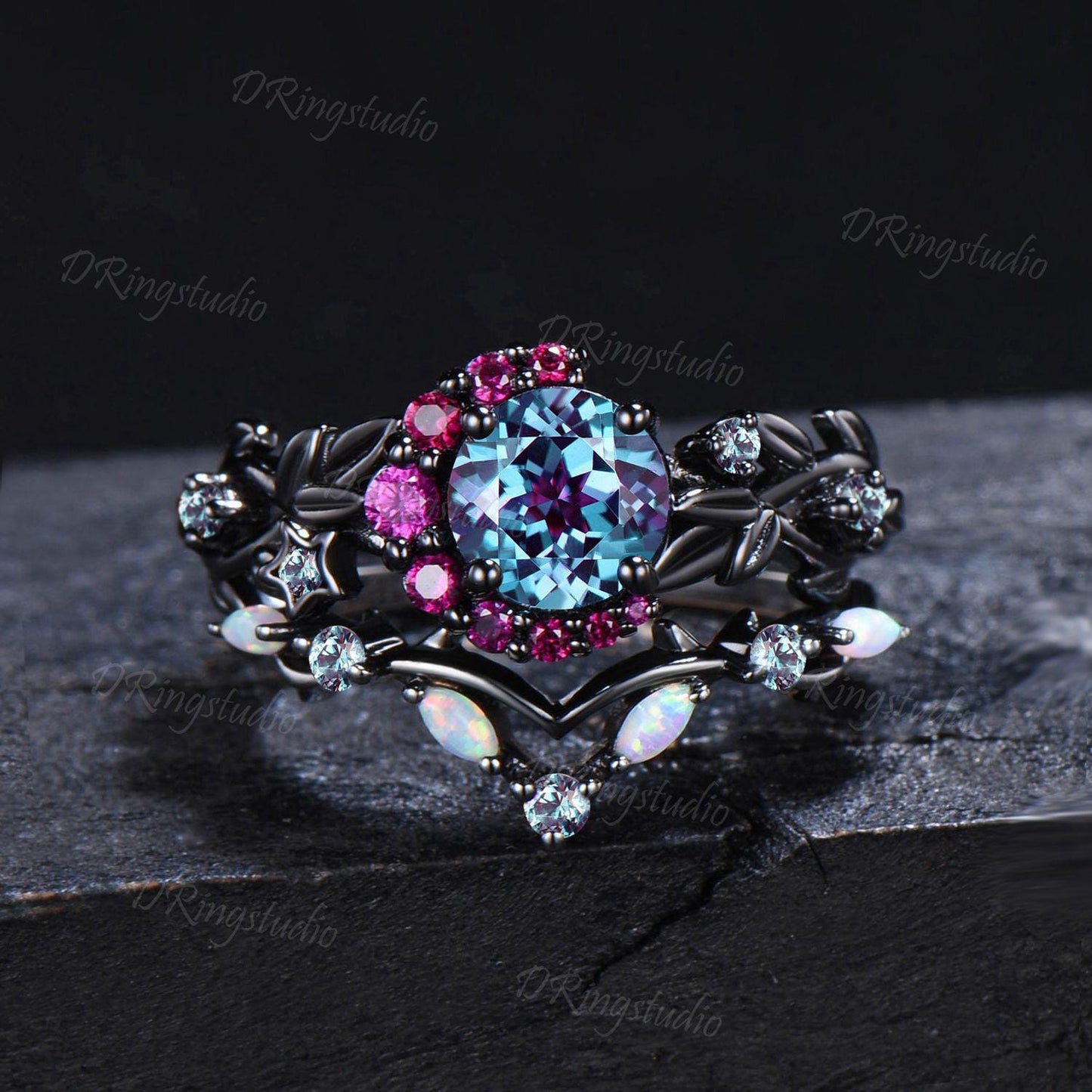 Gothic Moon Star Ring Black Gold Round Alexandrite Engagement Ring Uniuqe Halo Ruby Bridal Ring Set Moon Leaf Wedding Ring Anniversary Gift