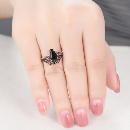 Vintage coffin cut black onyx engagement ring unique curved black spinel stacking band rose gold ring unique black gemstone wedding ring set