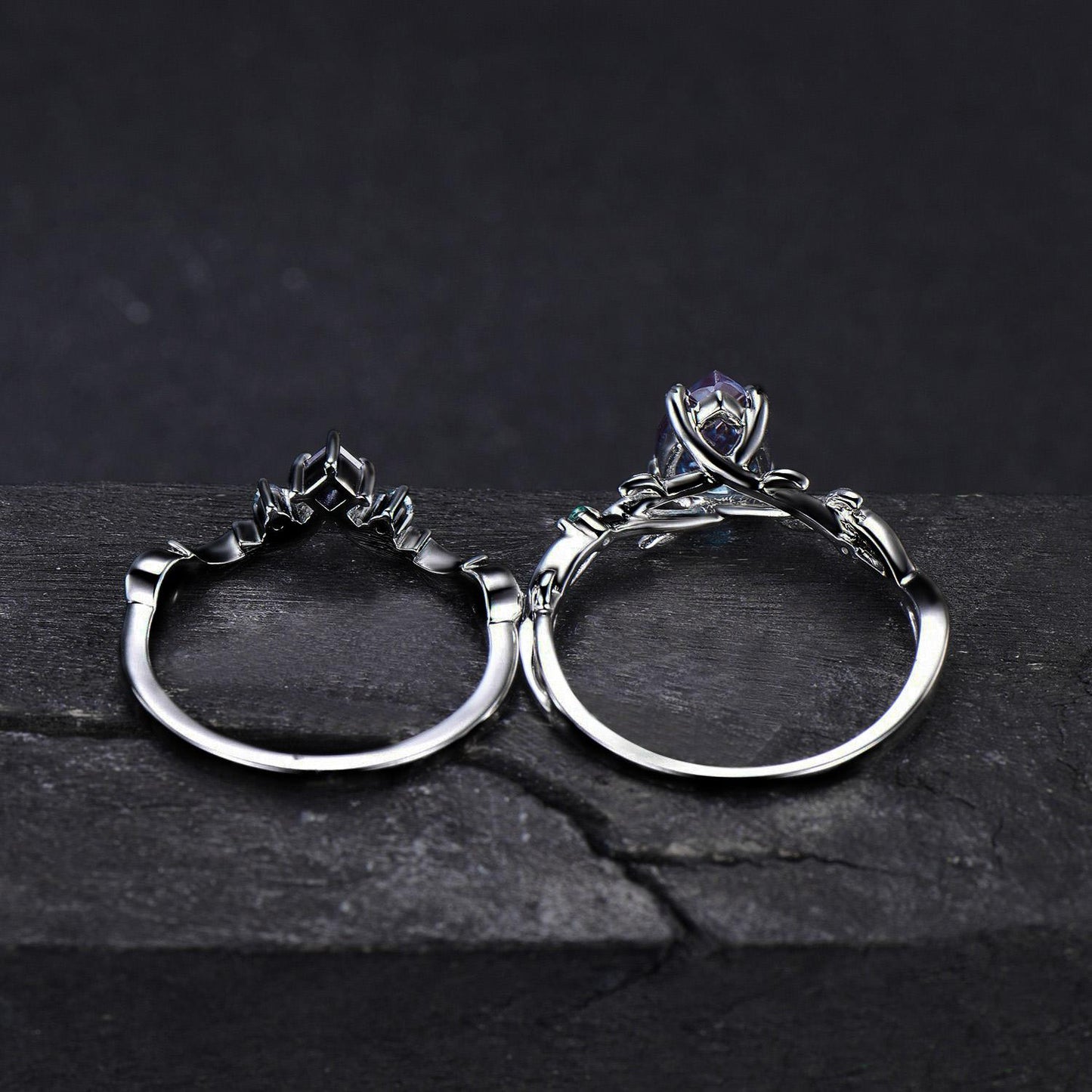 Black Gold Alexandrite Engagement Ring Gothic Black Twig Vine June Birthstone Ring Celestial Moon Wedding Ring Pear Shaped Bridal Ring Set