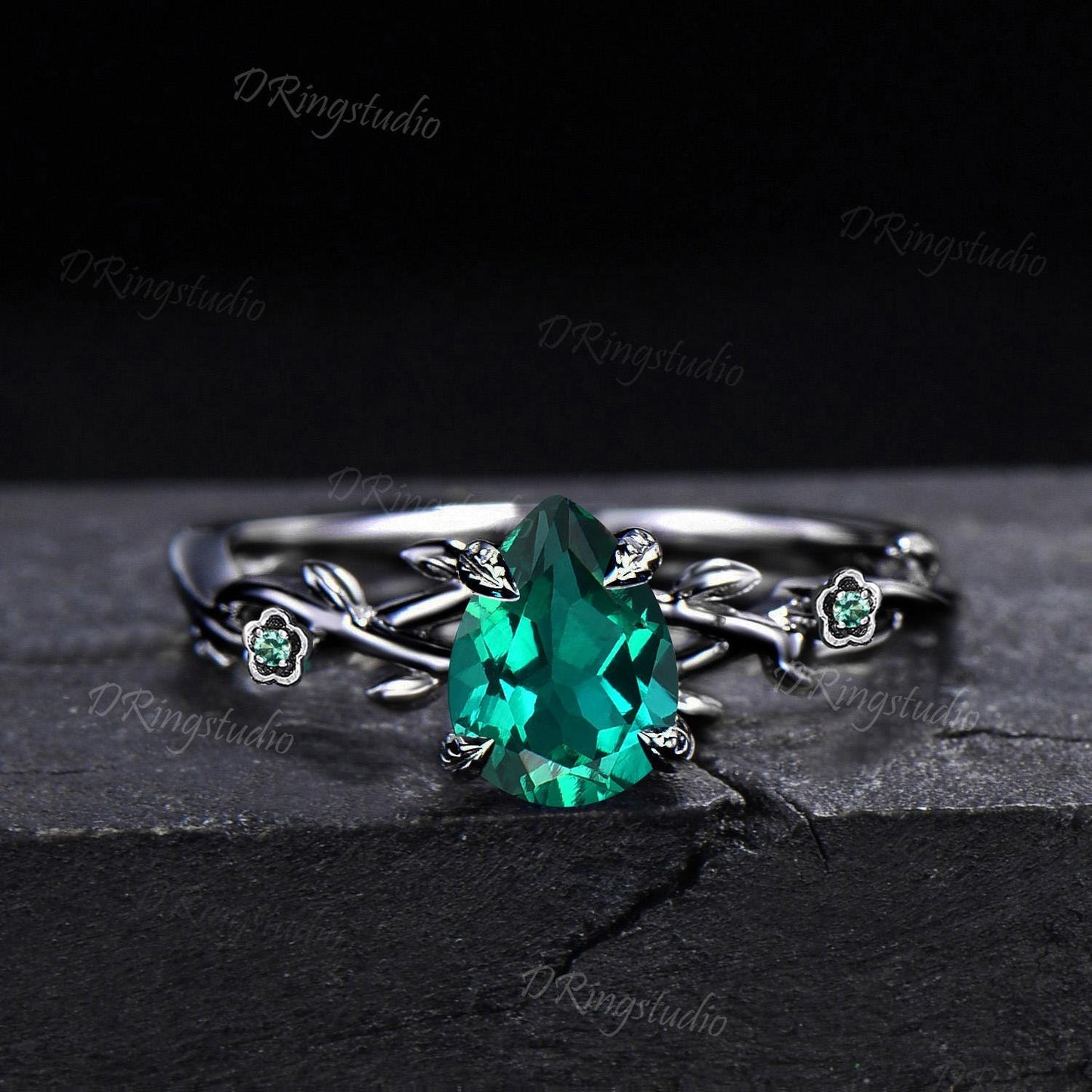 Black Gold Twig Vine Ring Nature Inspired Pear Shaped Green Emerald Engagement Ring Set Gothic Black Floral Wedding Ring May Birthstone Gift