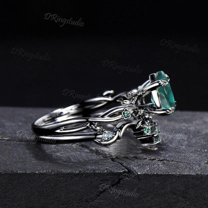 Black Gold Twig Vine Ring Nature Inspired Pear Shaped Green Emerald Engagement Ring Set Gothic Black Floral Wedding Ring May Birthstone Gift