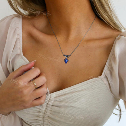 Unique Kite Starry Star Sapphire Necklace Gothic Black Gold Celestial Moon Star Wedding Necklace Cluster Alexandrite Pendant Witchy Jewelry